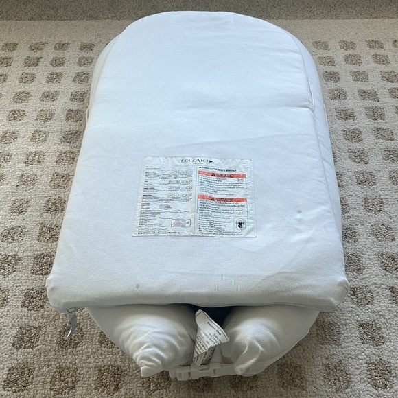 DockATot Deluxe+ Plus White Infant Lounger Pillow Cushion Baby Dock - Picture 2 of 6